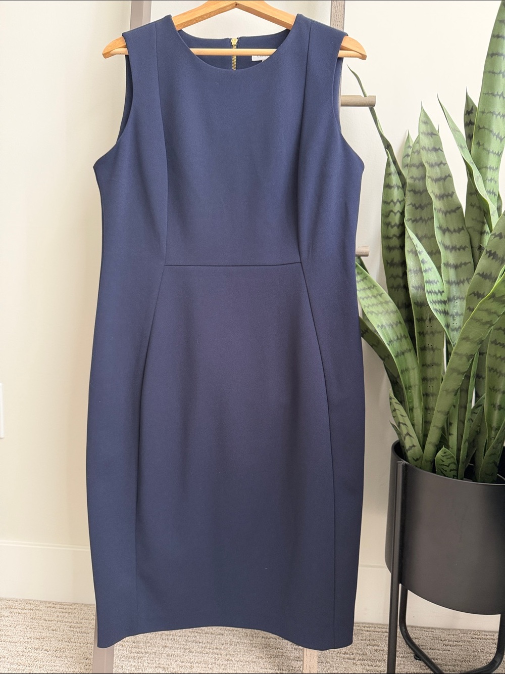 Calvin Klien Sleeveless Navy Sheath Dress